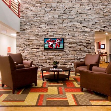 Red Roof Inn & Suites Μπόμοντ Εξωτερικό φωτογραφία